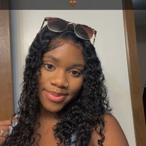 Meet your Posher, Neah